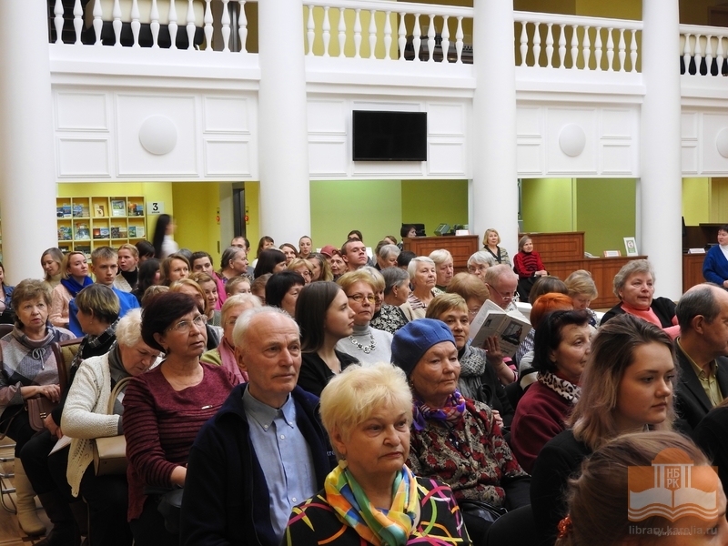 Музыкальная программа «Черные брови, карие очи» в Национальной библиотеке Карелии