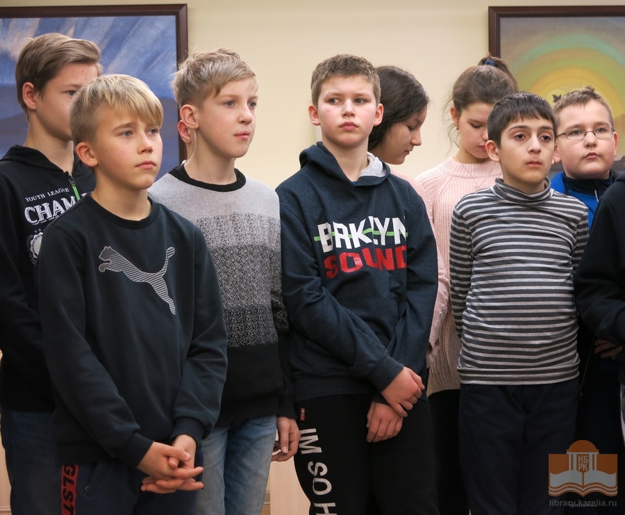 Участники проекта «Моё письмо Н.К. Рериху» на экскурсии в Карельском центре Николая Рериха