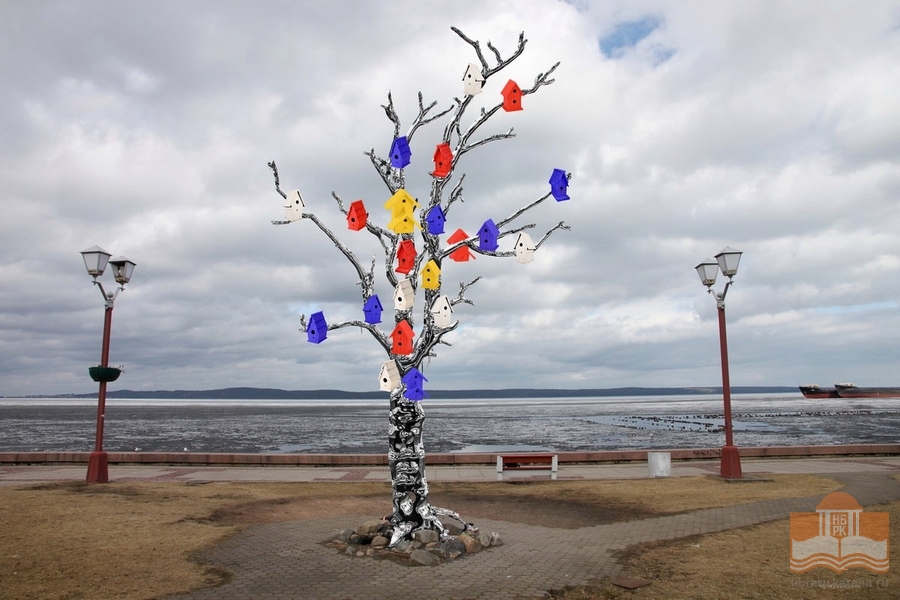 «Древо желания» шведского скульптора Кента Андерссона