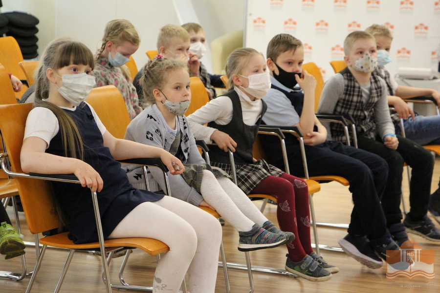 Презентация книги Надежды Васильевой в НБ РК