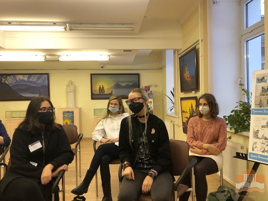 Участники круглого стола в стенах Национальной библиотеки Карелии