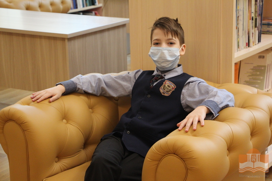 Экскурсия по Национальной библиотеке Республики Карелия для четвероклассников Университетского лицея