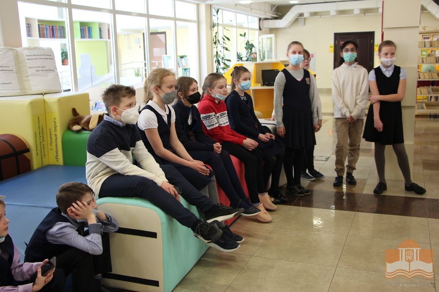 Экскурсия по Национальной библиотеке Республики Карелия для четвероклассников Университетского лицея