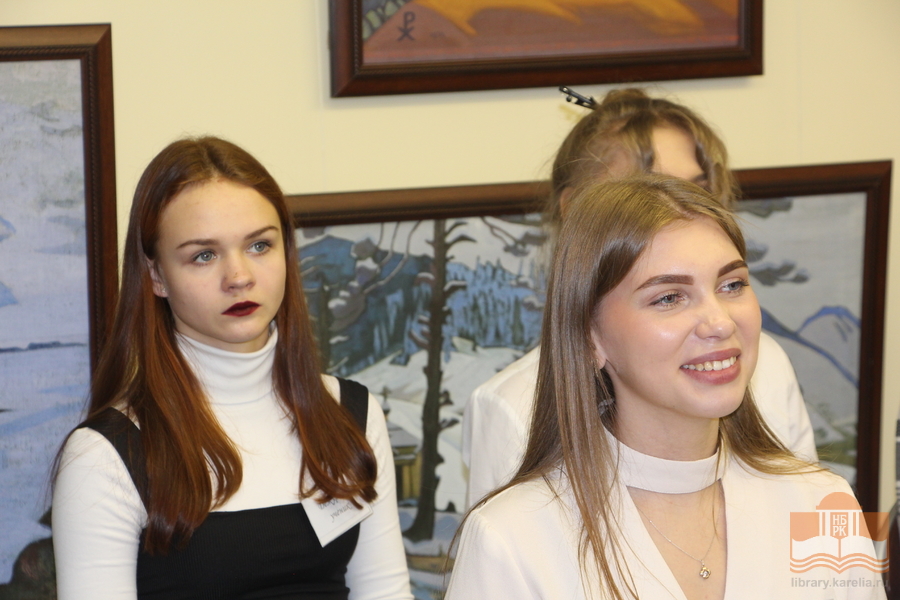 V городской конкурс чтецов «Сунгуровские чтения» состоялся в Национальной библиотеке Карелии!