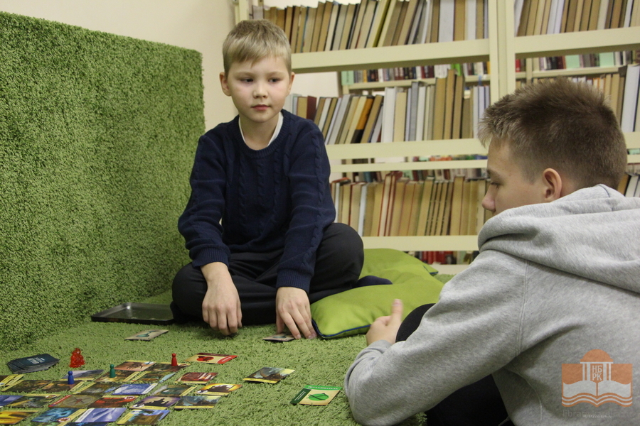 Играем в настолки каждое воскресенье!