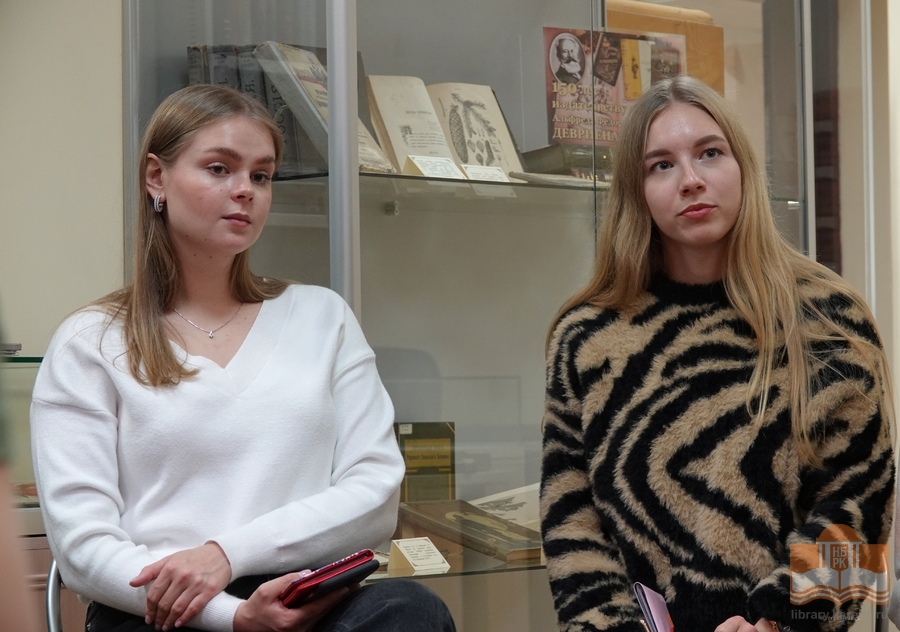 Участники программы «Работаем и учимся с библиотекой» – студенты Медицинского института ПетрГУ