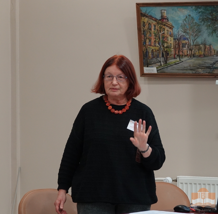 В центре внимания участников проекта «Повседневная жизнь Петрозаводска советского времени» был «Женский вопрос». Ведущая - И. В. Кодратьева