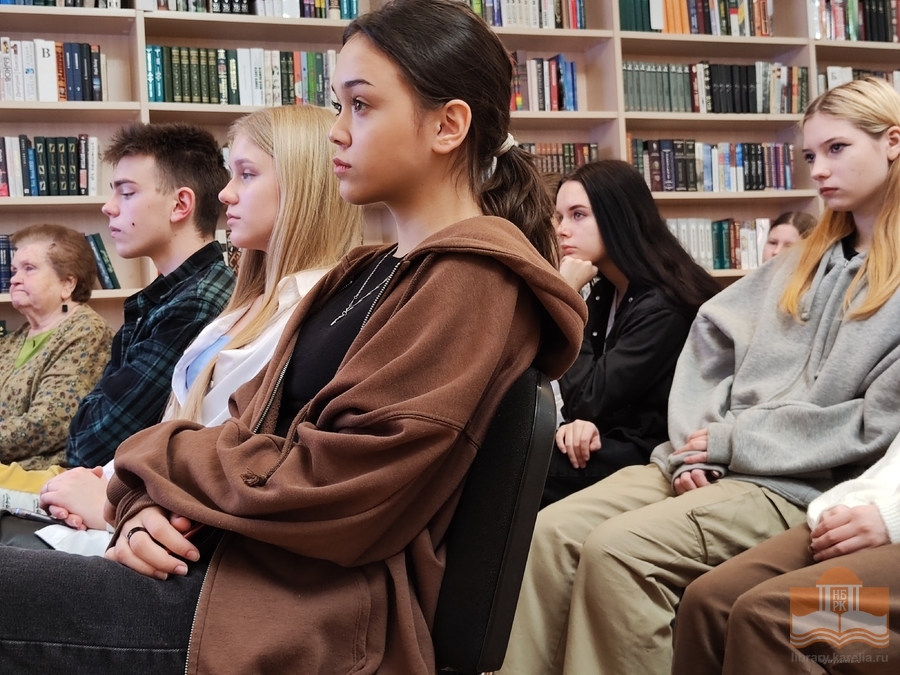 Презентация новой книги Н. Г. Красавцевой «Испытание юностью» в Национальной библиотеке