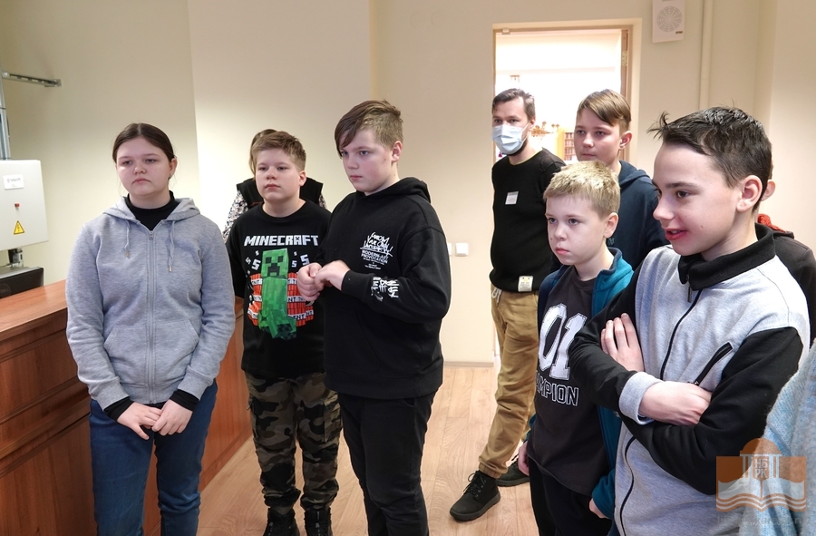Экскурсии по библиотеке для учеников седьмых классов