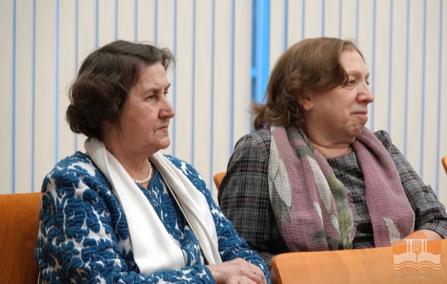 Читка рассказа Яны Жемойтелите «Вечерний звон» в Национальной библиотеке