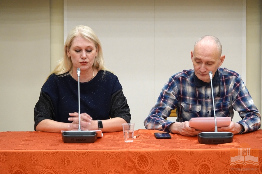 Читка рассказа Яны Жемойтелите «Вечерний звон» в Национальной библиотеке