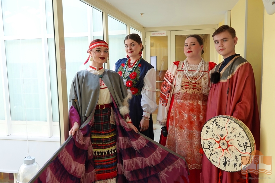 Прекрасные номера представили Арина Кондратьева, София Ворона, Серафима Новикова и Елизар Скрябин