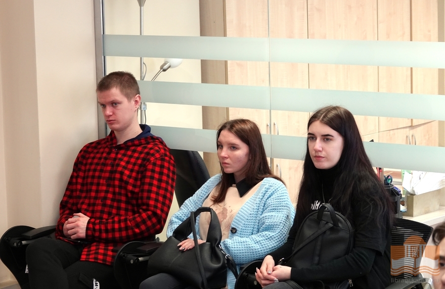Библиотечный урок «Информационные ресурсы НБ РК в помощь студентам»