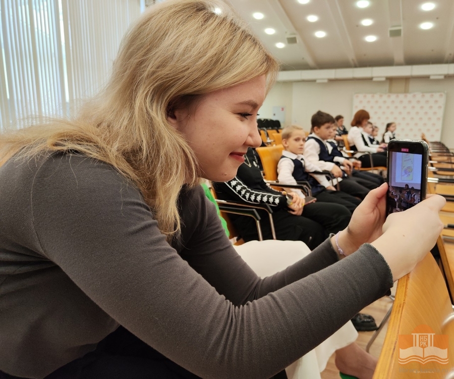 Акция «Читаем вместе, читаем вслух!» в Национальной библиотеке Республики Карелия