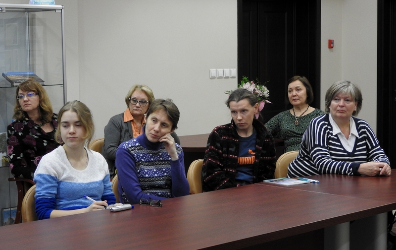 Встреча с финским драматургом Лаурой Руохонен в НБ РК