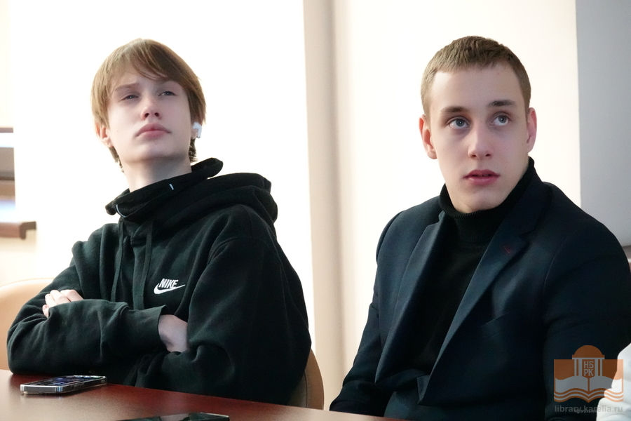«Школьный день в библиотеке» для учащихся школы № 10