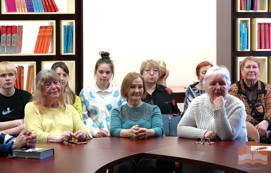 «Литературный четверг»: «Диана Арбенина: 30 лет рок-н-ролла»