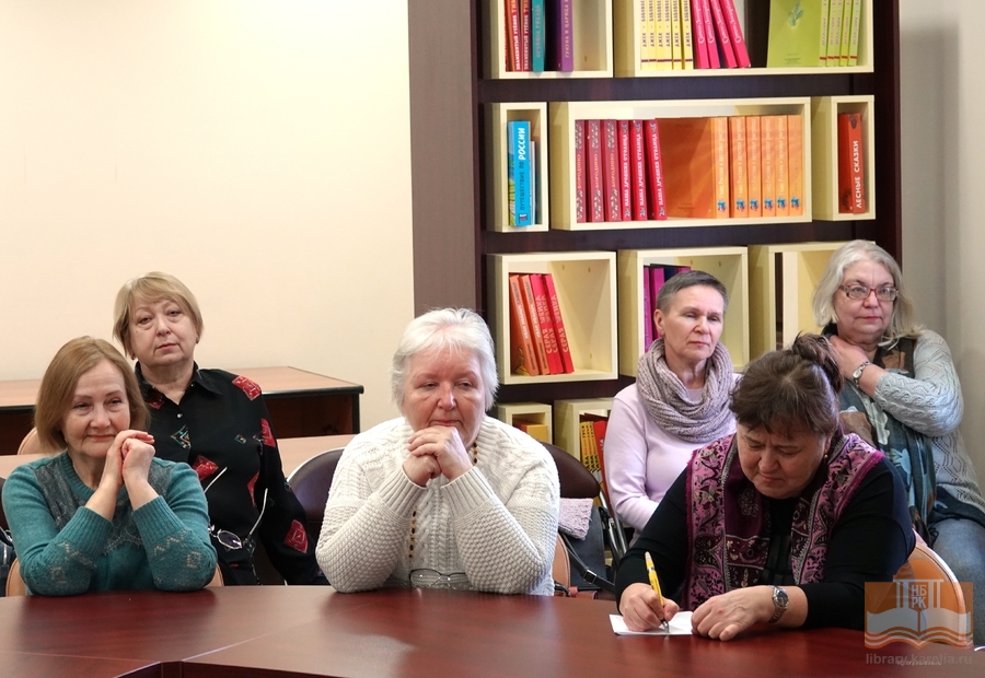 «Литературный четверг»: «Диана Арбенина: 30 лет рок-н-ролла»