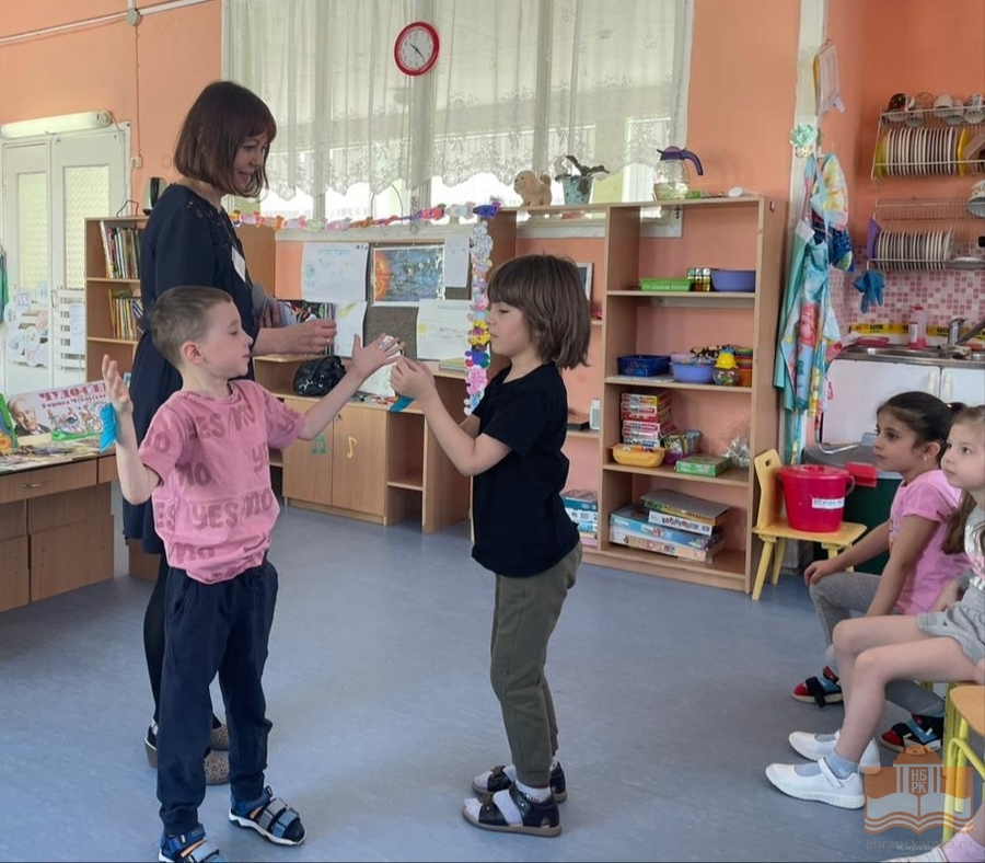 Специалисты Центра детского чтения в гостях у воспитанников детского сада №71 «Золотая рыбка»