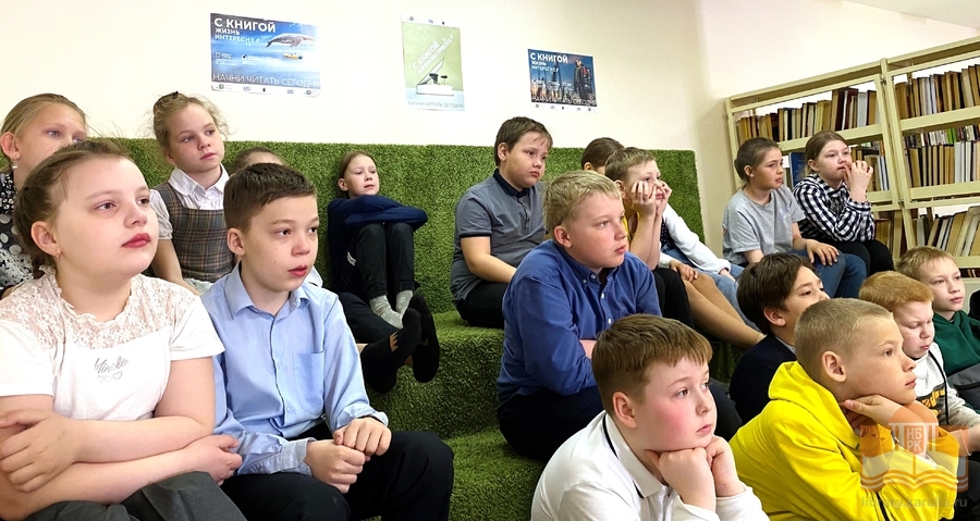 Литературно-музыкальная познавательная программа для школьников «Дети войны»