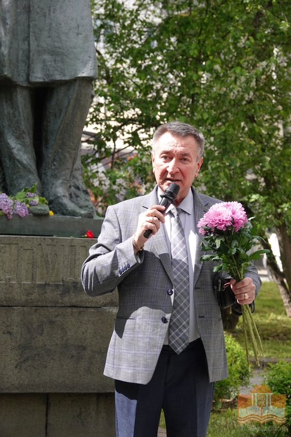 Игорь Борисович Пепитаев, директор Пушкинской школы №10