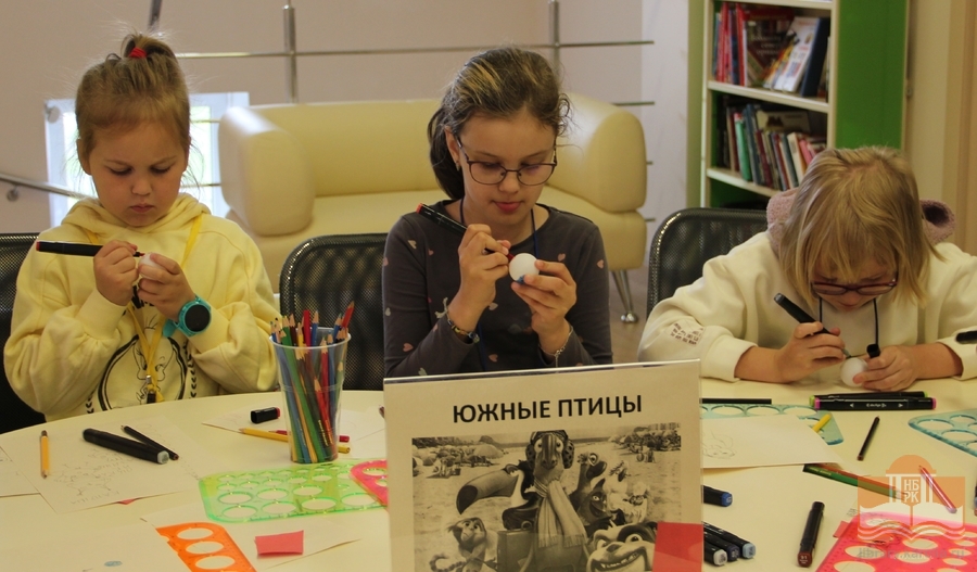 Познавательная программой «Птицы на книжных страницах»