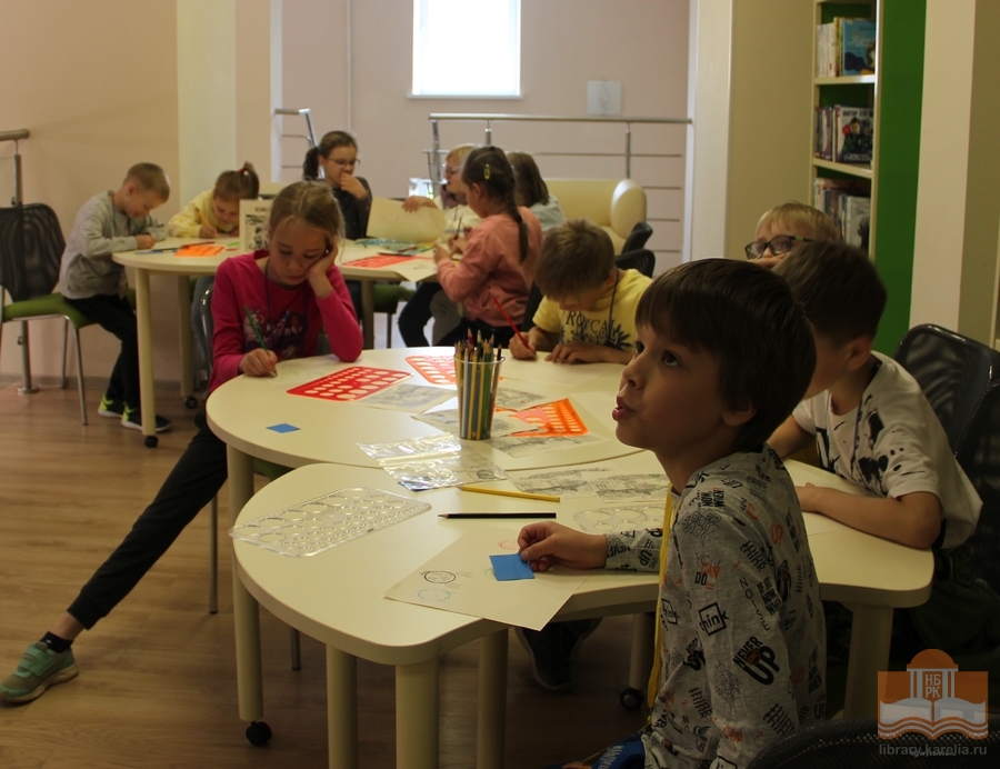 Познавательная программой «Птицы на книжных страницах»