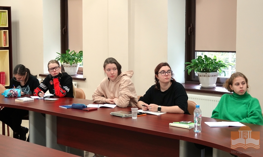 Учебные занятия для студентов Карельского колледжа культуры и искусств