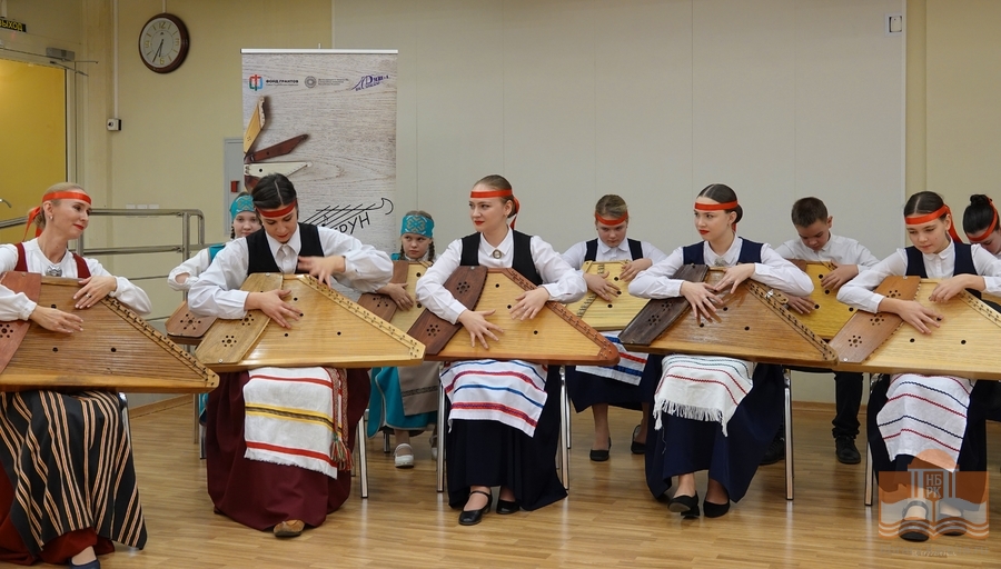Концерт-презентация сборника Елены Магницкой «Голос струн»