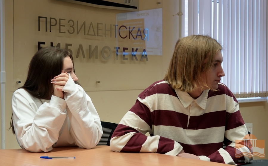 Команда старшеклассников школы № 35 – участник турнира «На старт, умники и умницы»