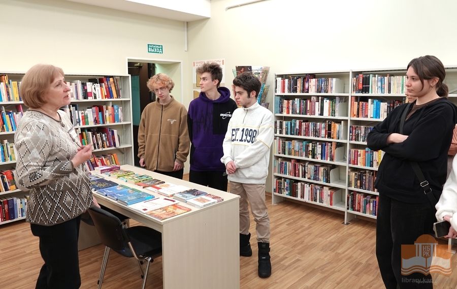 Экскурсия для первокурсников Института иностранных языков Петрозаводского университета