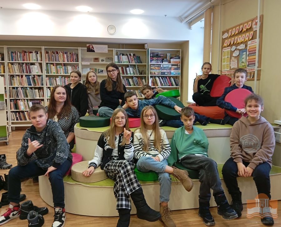 Пятиклассники лицея №40 на экскурсии в Национальной библиотеке Карелии