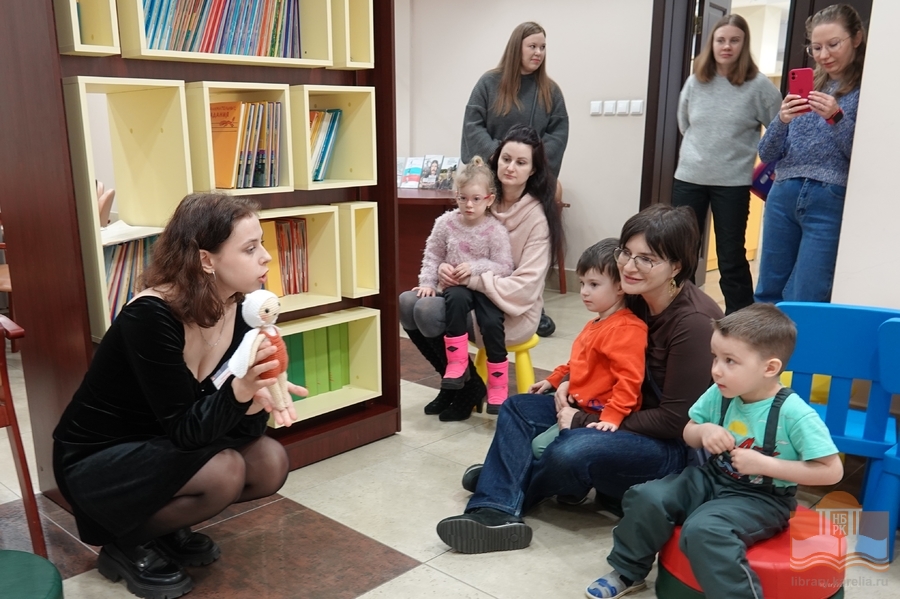 Творческая программа «Большой мир маленькой книги. Крохи»