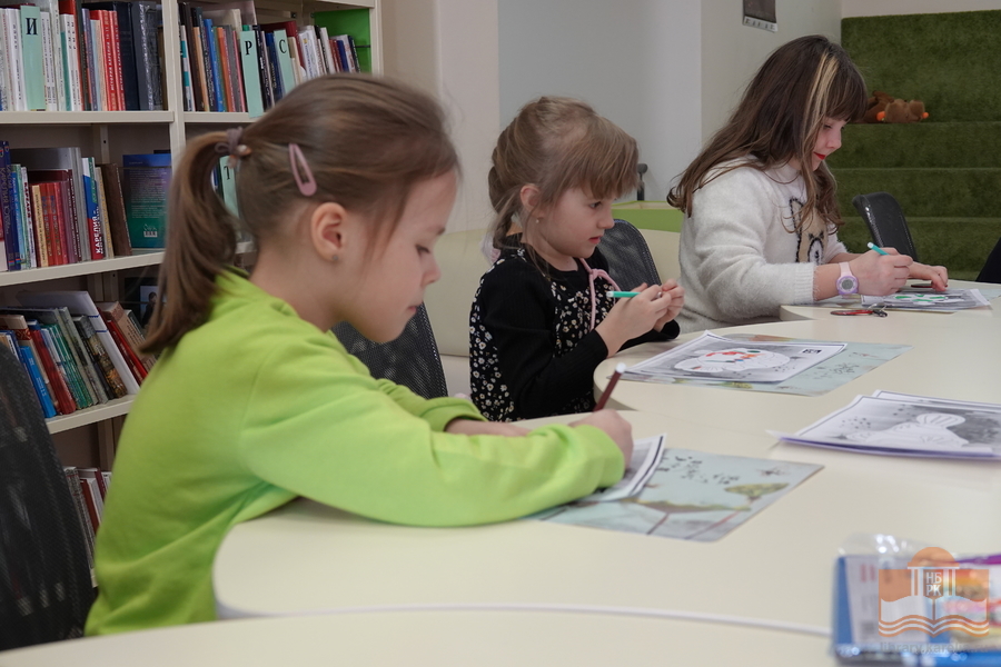 Участники творческой программы «Большой мир маленькой книги»
