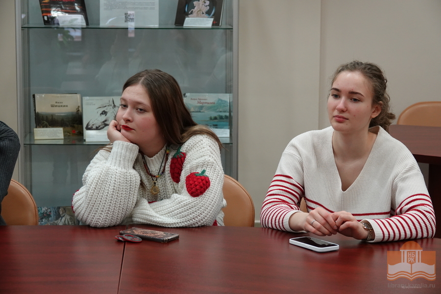 Участники семинара «Игровые формы продвижения чтения»