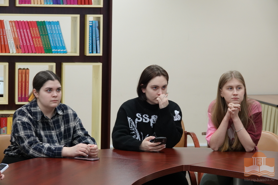 Участники семинара «Игровые формы продвижения чтения»