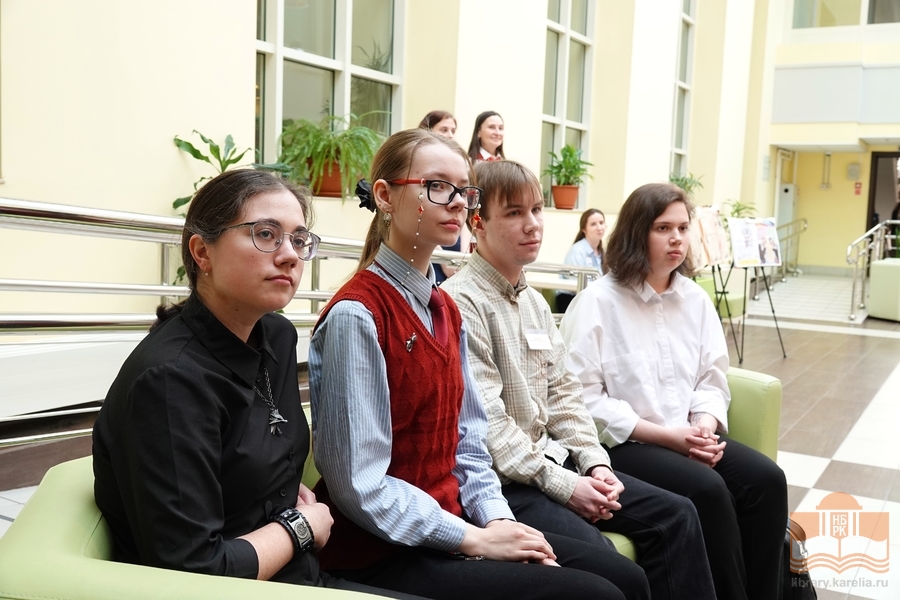 В открытии первичного отделения «Движения Первых» приняли участие студенты карельского колледжа культуры и искусств