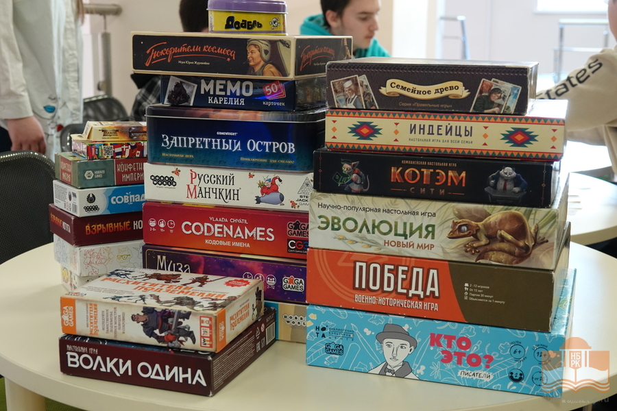 Коллекция настольных игр в фонде Национальной библиотеки Карелии