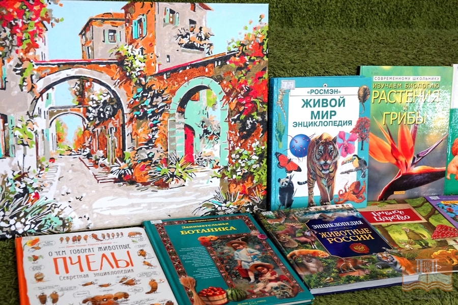 Книги из фонда Национальной библиотеки Карелии, представленные на мероприятии