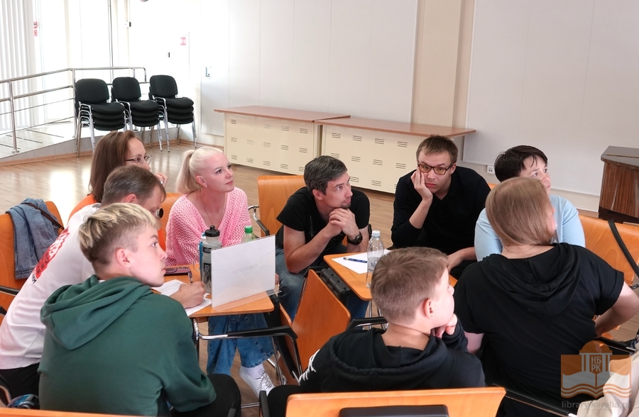 На интеллектуальном квизе «Привет, Эйнштейн!» в Национальной библиотеке Карелии