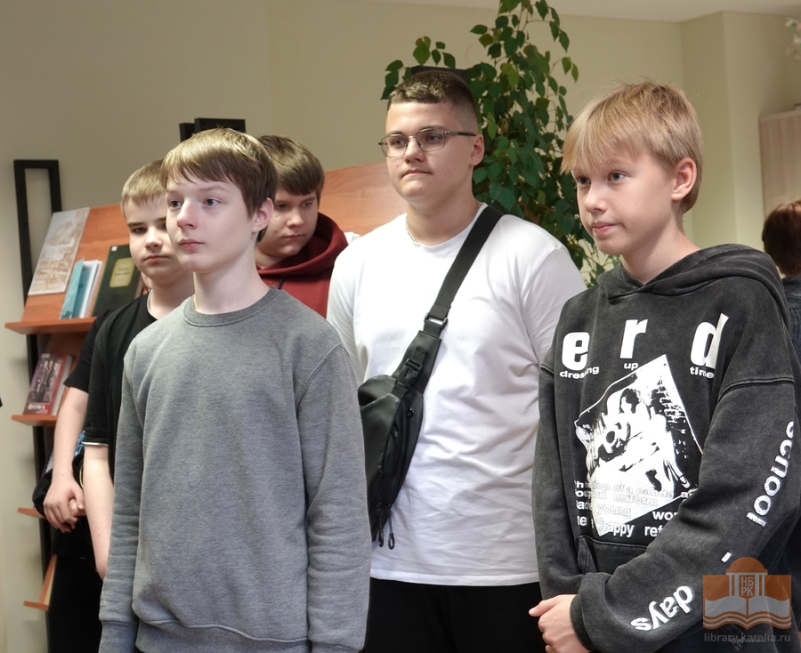 Экскурсия в Национальную библиотеку 8 класса средней школы № 33