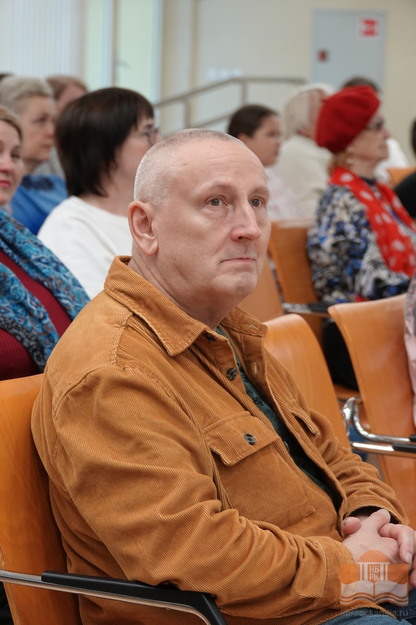 Участники презентации новой книги Анны Тиллес «Сказки тётушки Лаппи»