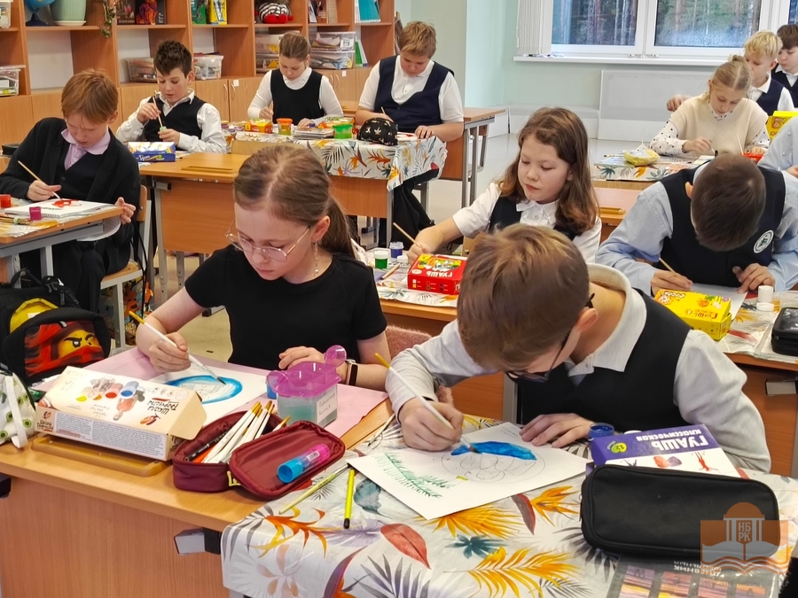 Участники творческой программы «Чудо новогодней игрушки»