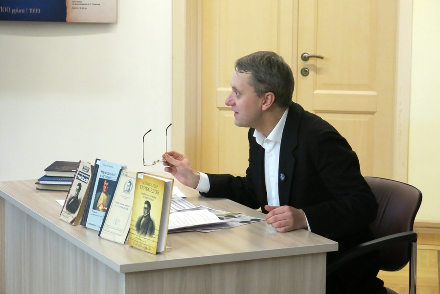На программе «Я к Вам пишу…Письма великих людей», посвященной Александру Грибоедову и Нине Чавчавадзе. Ведущий Александр Докучаев