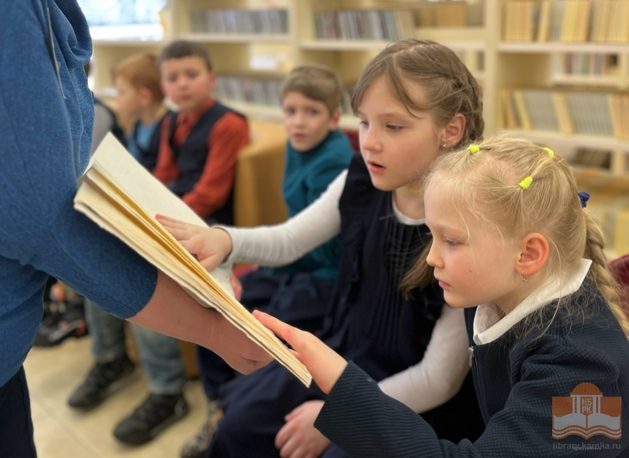 Знакомство с тактильными книгами