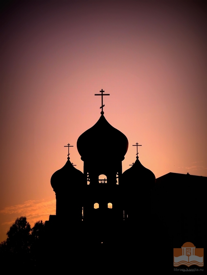Вечерние сумерки в августе