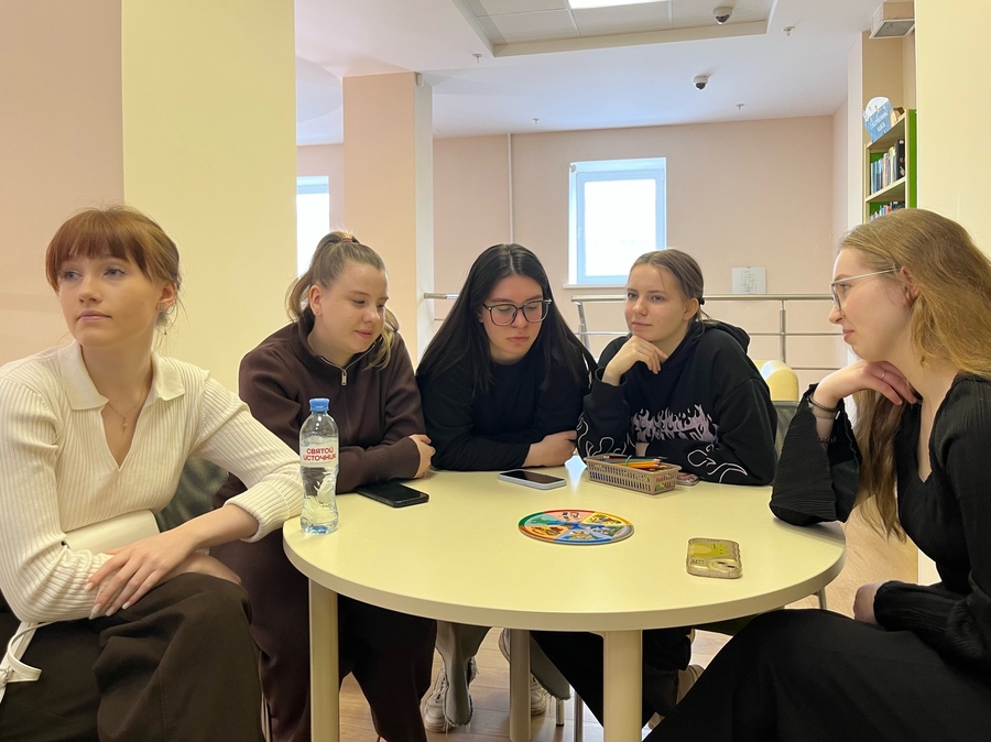 Участники семинара для будущих педагогов