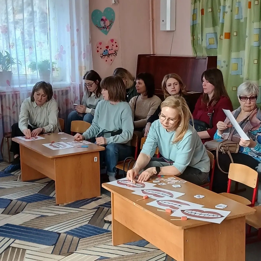 Участники семинара «Читаем вместе: от теории к практике»