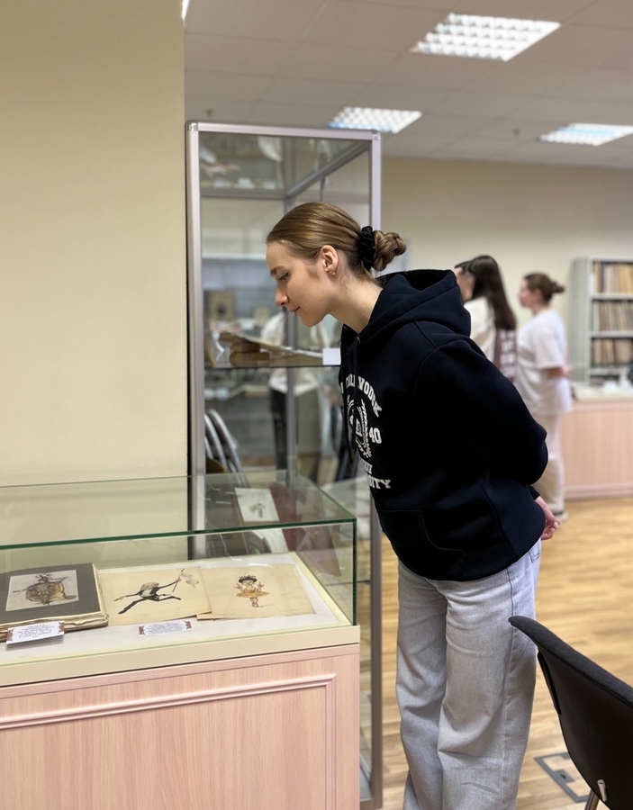 Обзорная экскурсия для студентов-магистрантов Института педагогики и психологии ПетрГУ