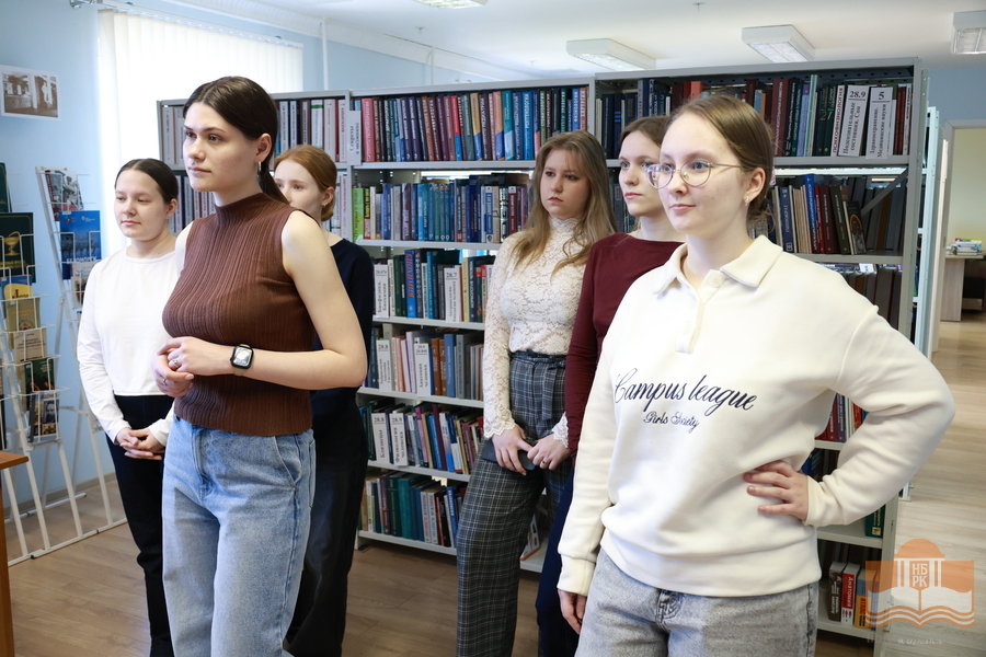 Студенты Медицинского института имени профессора А. П. Зильбера в Национальной библиотеке